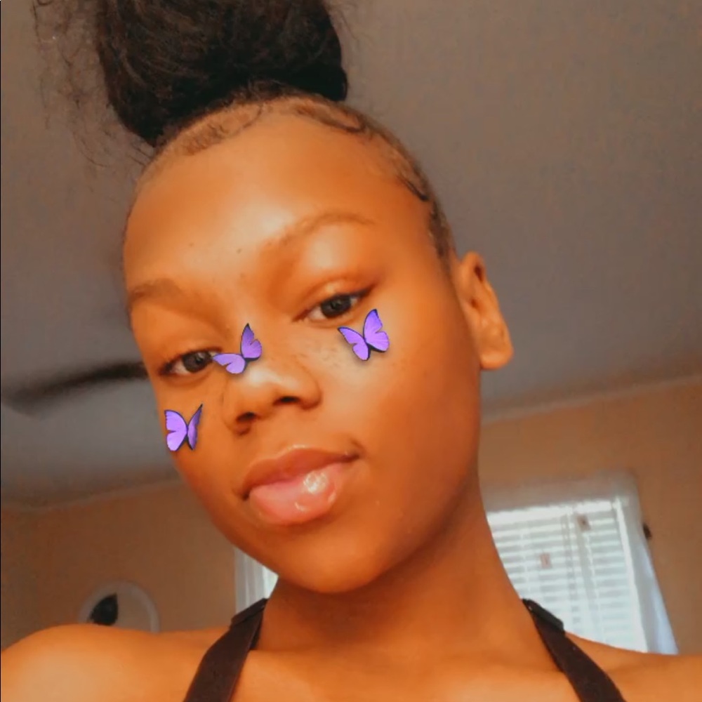 Meet your Posher, Makiyah